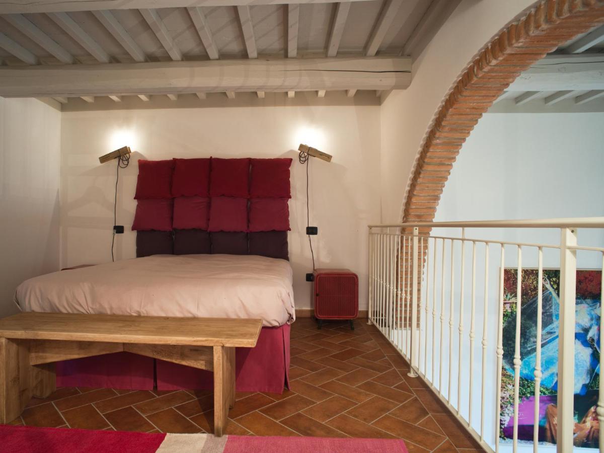 San Ruffino Apartments Лари Экстерьер фото