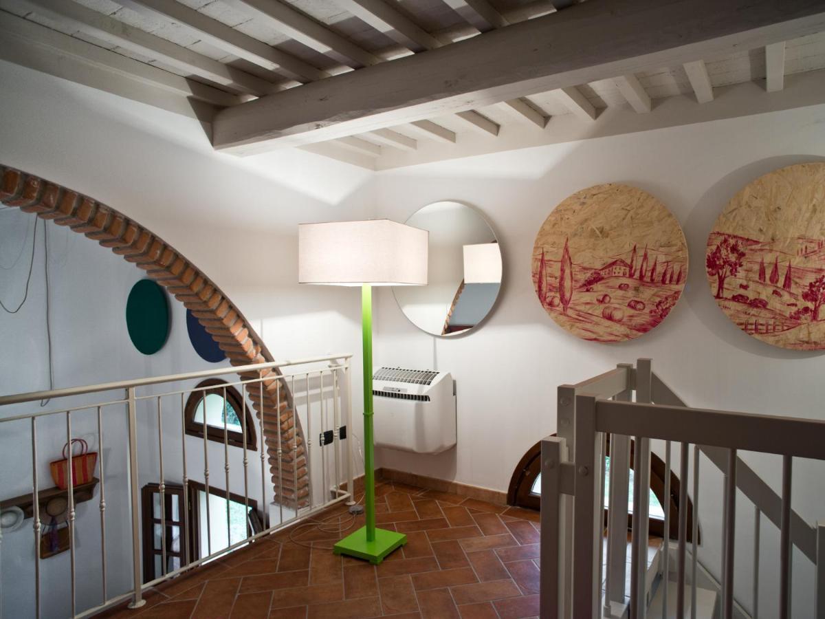 San Ruffino Apartments Лари Экстерьер фото