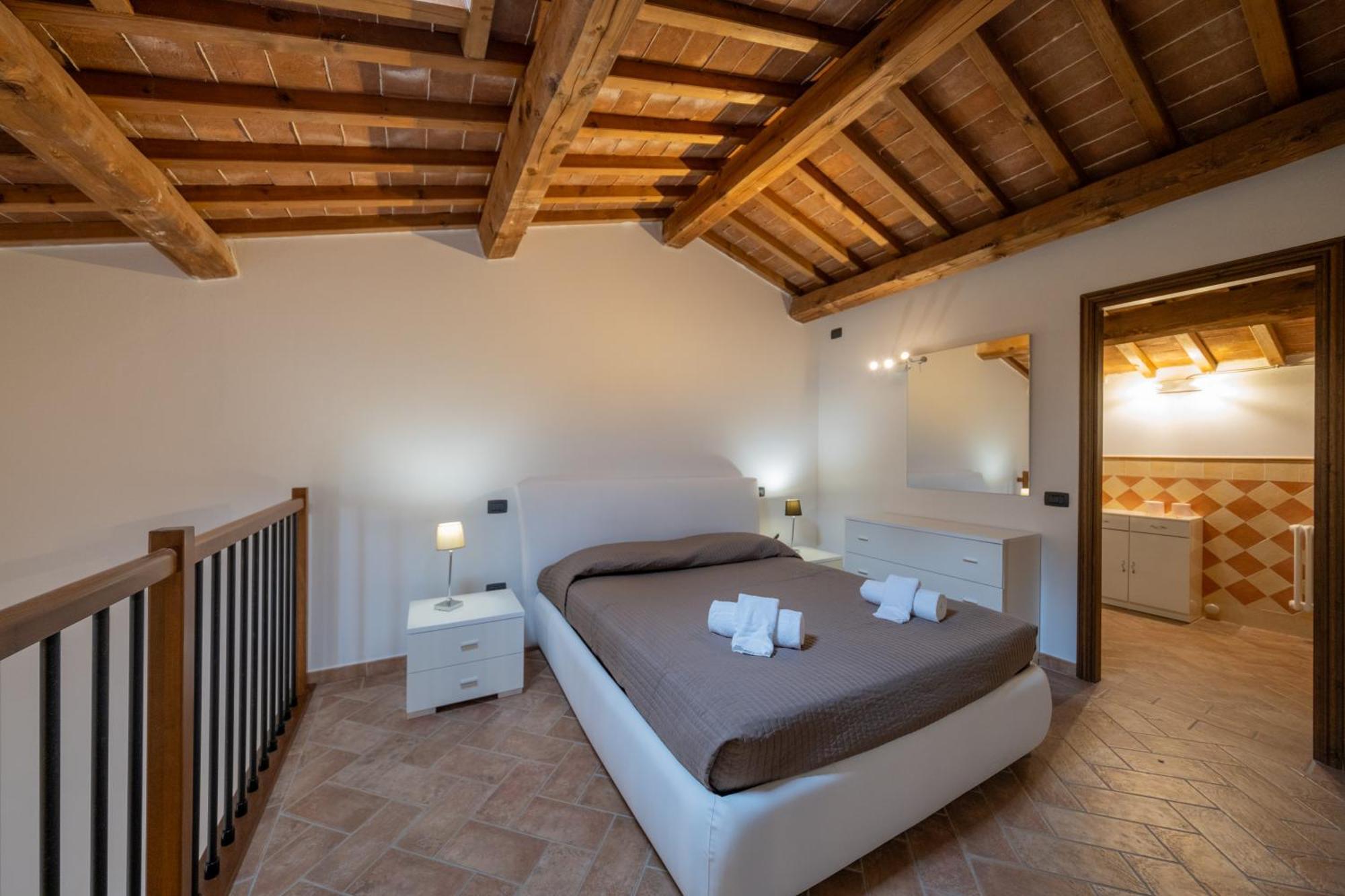 San Ruffino Apartments Лари Экстерьер фото