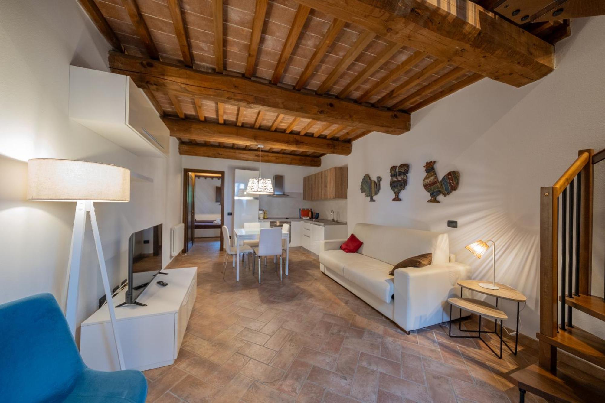 San Ruffino Apartments Лари Экстерьер фото