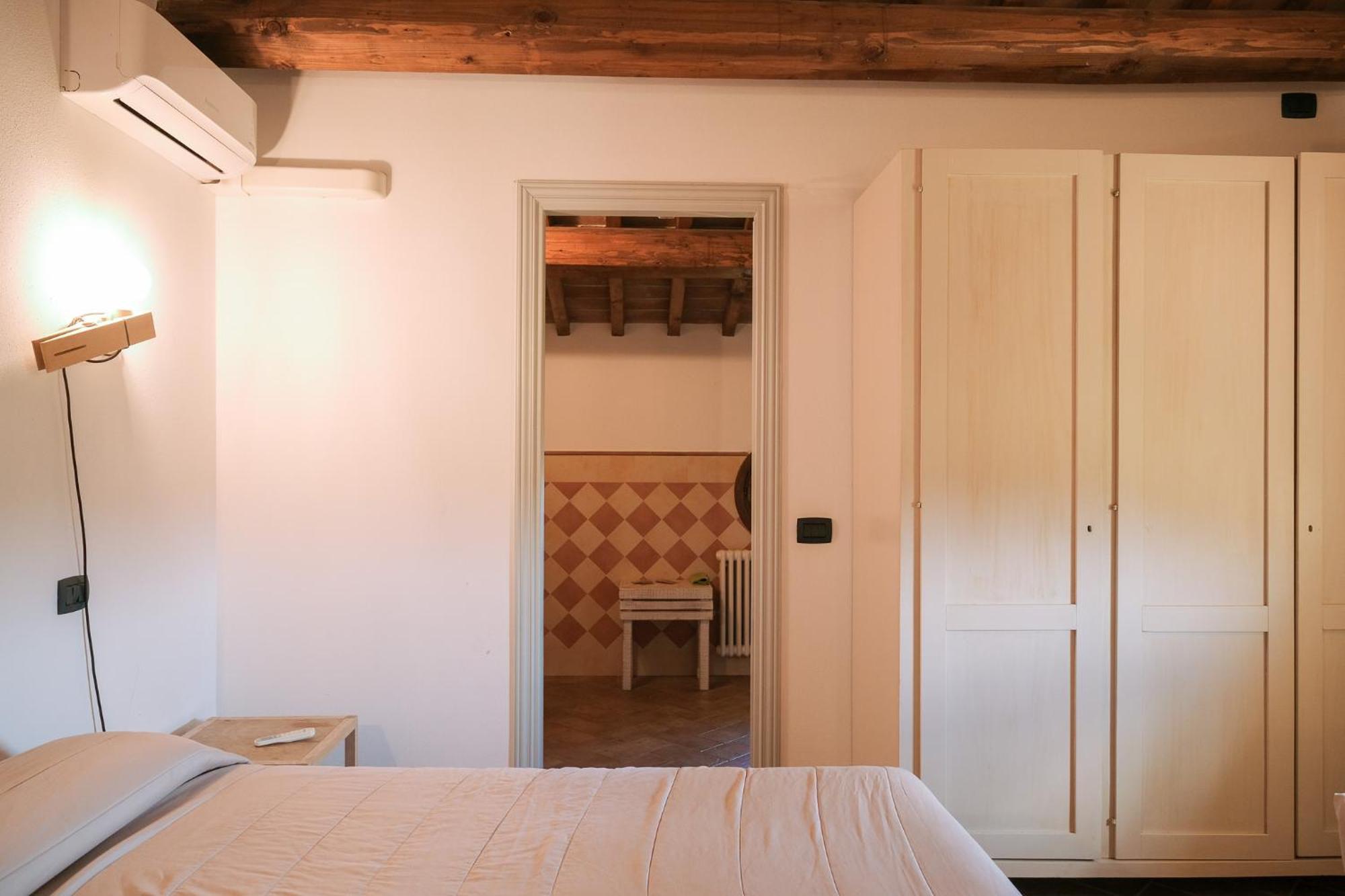 San Ruffino Apartments Лари Экстерьер фото