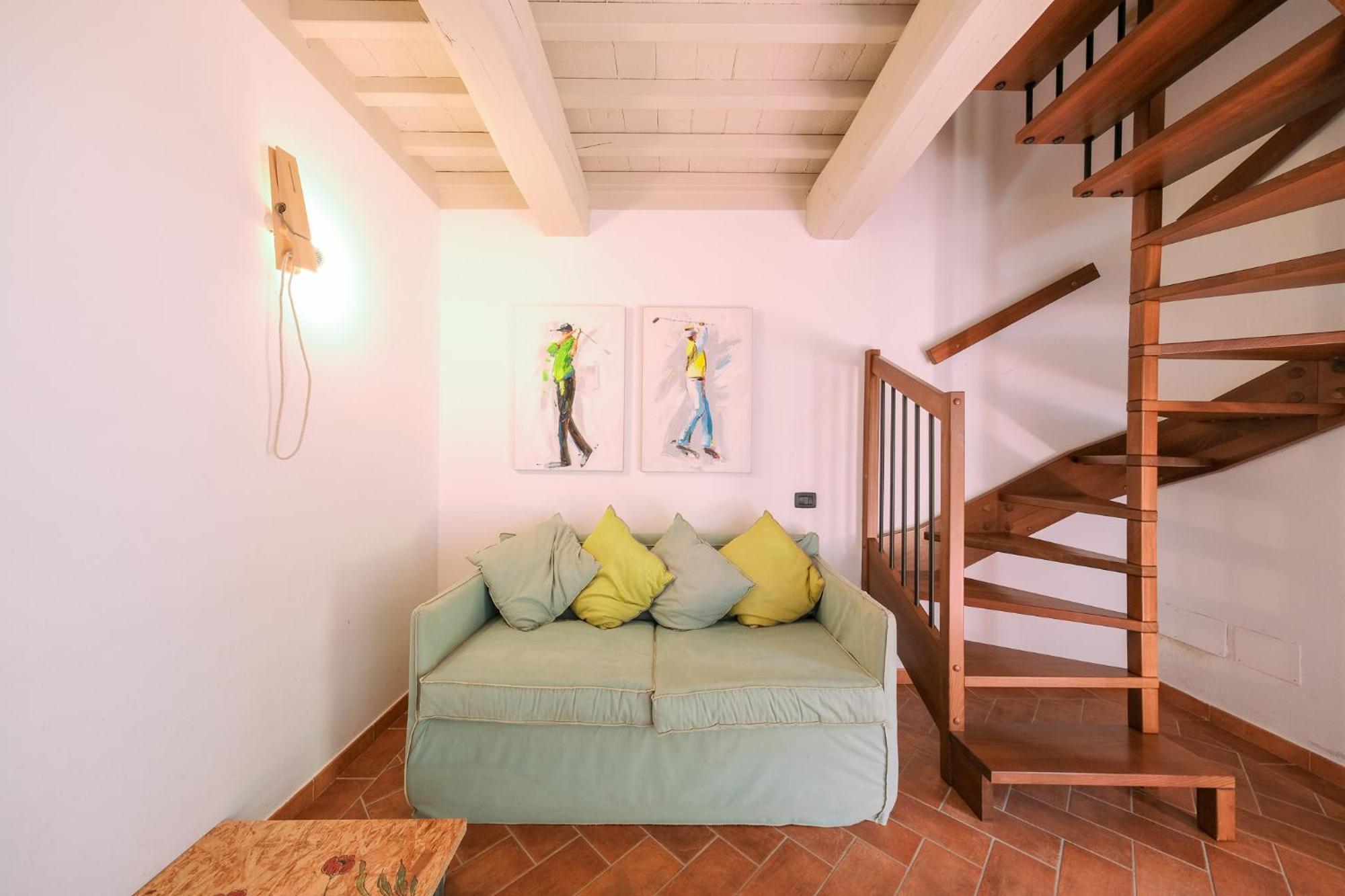 San Ruffino Apartments Лари Экстерьер фото